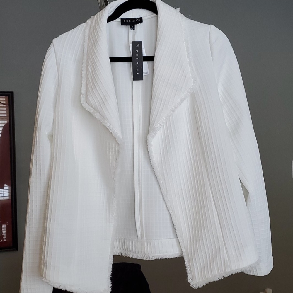 Premise Ladies Blazer!